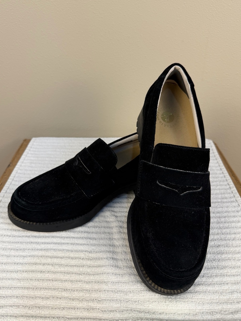 Revitalign Laurel Penny Loafer Black Suede Orthotic Shoes Womens Size 8.5 D